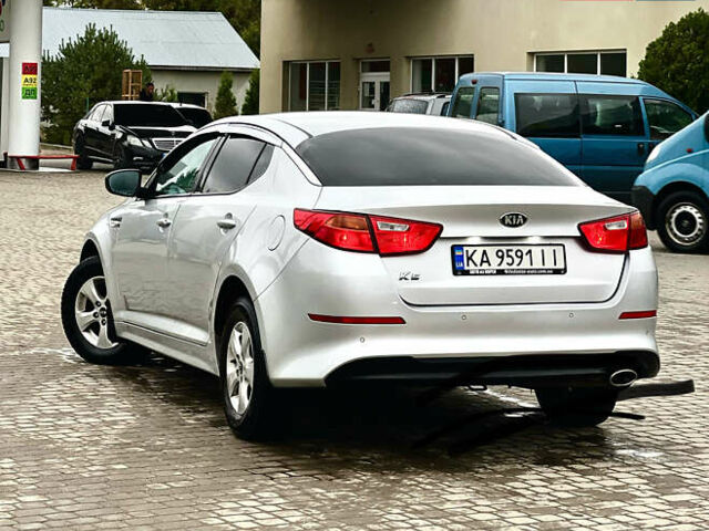 Сірий Кіа K5, об'ємом двигуна 2 л та пробігом 330 тис. км за 6999 $, фото 6 на Automoto.ua