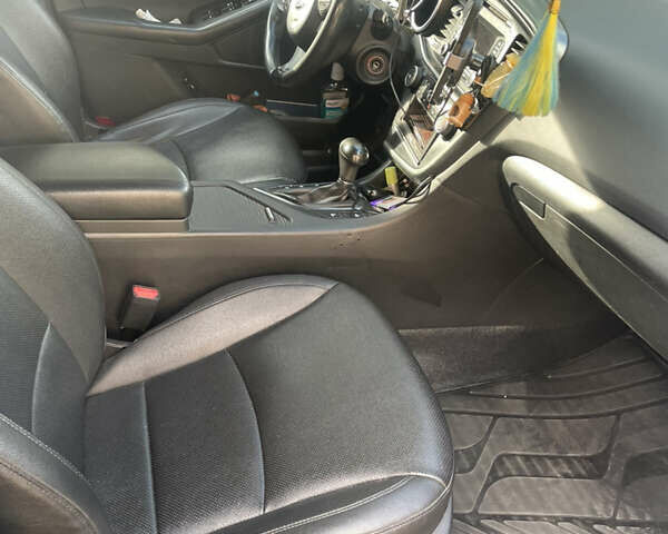 Серый Киа K5, объемом двигателя 0 л и пробегом 335 тыс. км за 9250 $, фото 24 на Automoto.ua