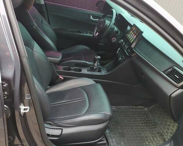 Сірий Кіа K5, об'ємом двигуна 2 л та пробігом 234 тис. км за 12750 $, фото 17 на Automoto.ua