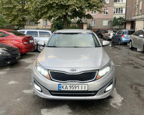 Серый Киа K5, объемом двигателя 0 л и пробегом 335 тыс. км за 9250 $, фото 26 на Automoto.ua