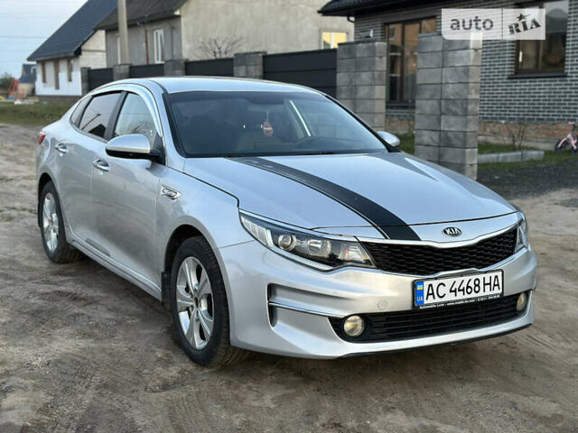 Серый Киа K5, объемом двигателя 2 л и пробегом 338 тыс. км за 11700 $, фото 29 на Automoto.ua