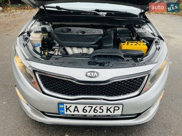 Сірий Кіа K5, об'ємом двигуна 2 л та пробігом 299 тис. км за 6700 $, фото 13 на Automoto.ua