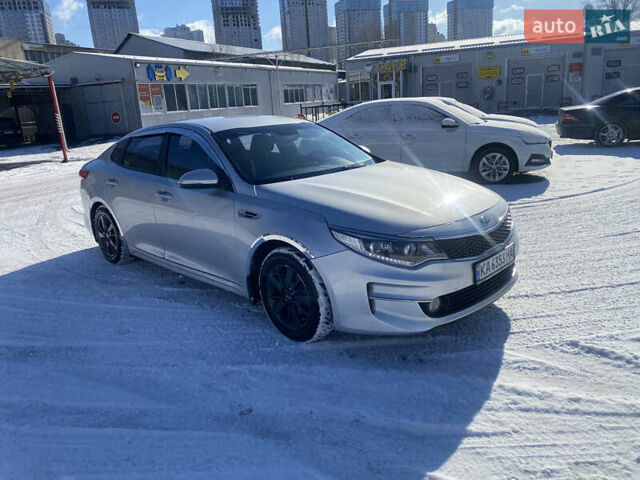 Кіа K5 2016 у Києві на Automoto.ua Сірий Кіа K5, об'ємом двигуна 2 л та пробігом 319 тис. км за 12700 $, фото 1 на Automoto.ua