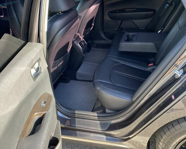 Серый Киа K5, объемом двигателя 2 л и пробегом 380 тыс. км за 13900 $, фото 13 на Automoto.ua