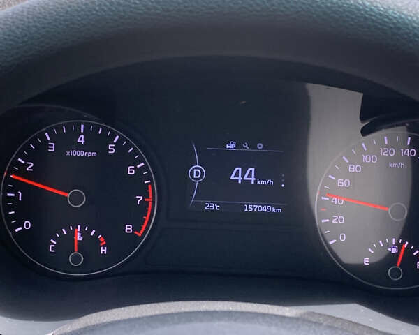 Серый Киа K5, объемом двигателя 2 л и пробегом 157 тыс. км за 11900 $, фото 21 на Automoto.ua
