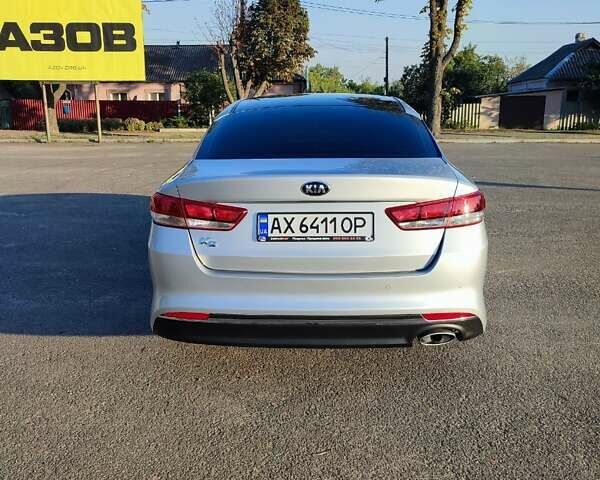 Сірий Кіа K5, об'ємом двигуна 2 л та пробігом 305 тис. км за 11000 $, фото 6 на Automoto.ua