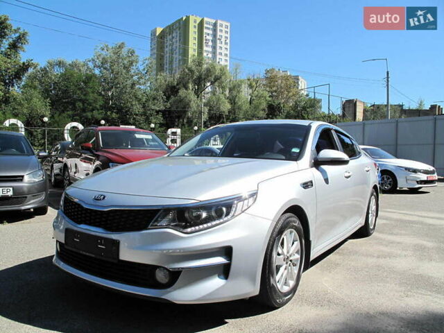 Сірий Кіа K5, об'ємом двигуна 2 л та пробігом 249 тис. км за 11150 $, фото 3 на Automoto.ua