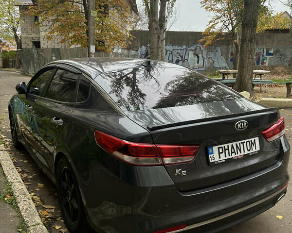 Сірий Кіа K5, об'ємом двигуна 2 л та пробігом 210 тис. км за 13100 $, фото 3 на Automoto.ua