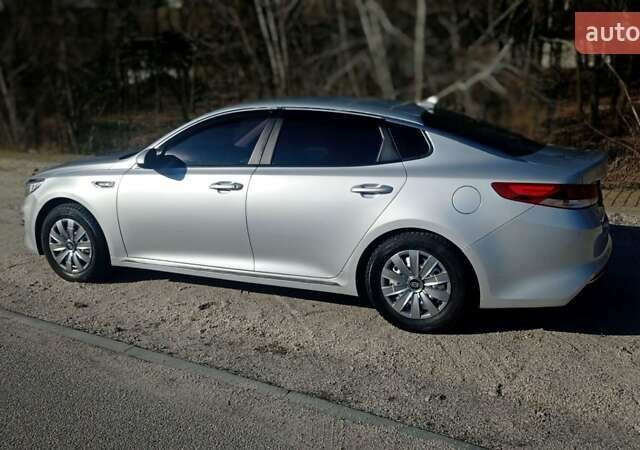 Серый Киа K5, объемом двигателя 2 л и пробегом 117 тыс. км за 14900 $, фото 34 на Automoto.ua