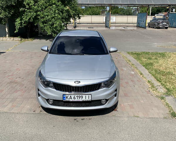 Серый Киа K5, объемом двигателя 2 л и пробегом 157 тыс. км за 11900 $, фото 13 на Automoto.ua