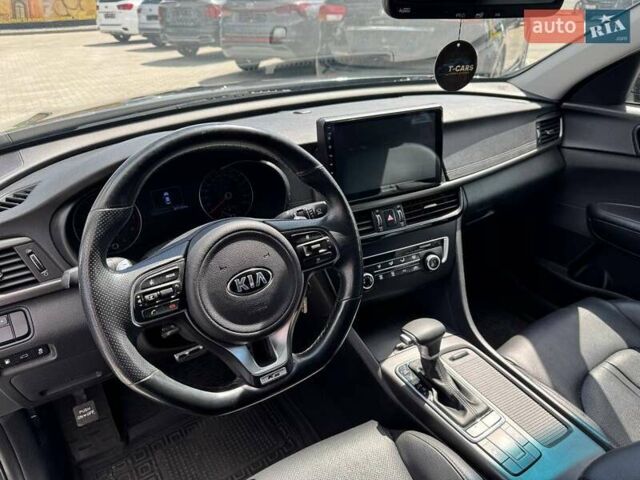 Сірий Кіа K5, об'ємом двигуна 2 л та пробігом 257 тис. км за 12200 $, фото 8 на Automoto.ua
