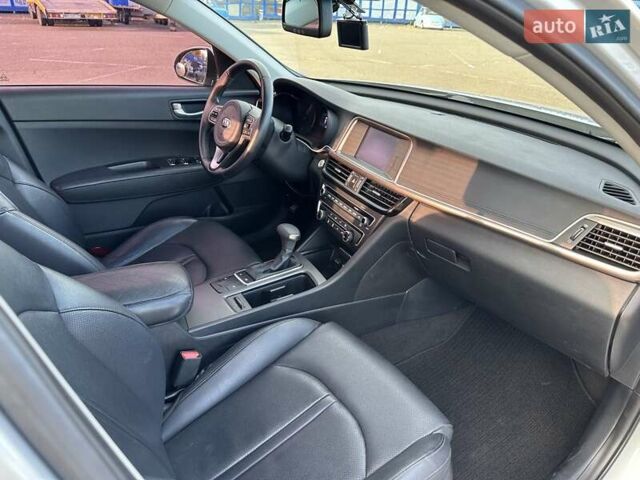 Сірий Кіа K5, об'ємом двигуна 2 л та пробігом 106 тис. км за 13300 $, фото 26 на Automoto.ua