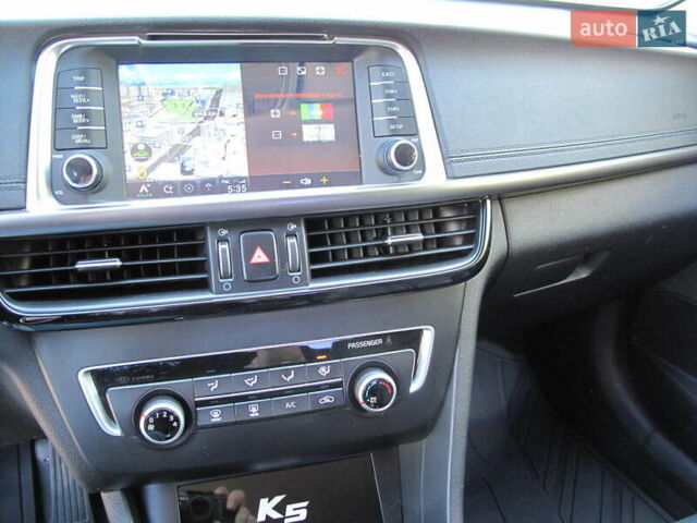 Сірий Кіа K5, об'ємом двигуна 2 л та пробігом 249 тис. км за 11150 $, фото 54 на Automoto.ua