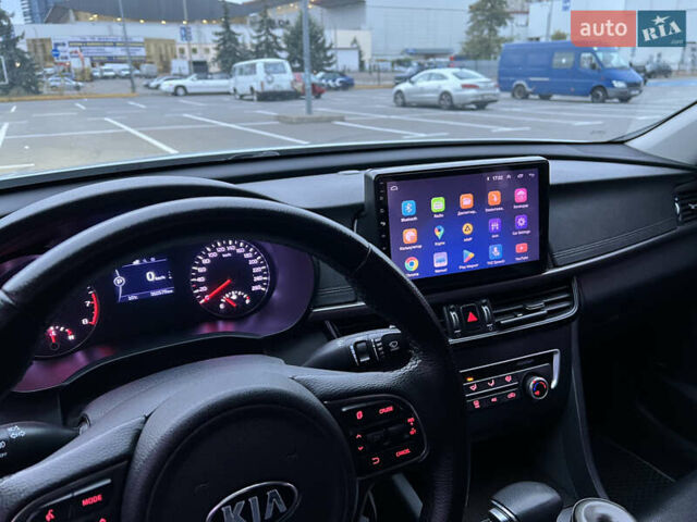 Сірий Кіа K5, об'ємом двигуна 2 л та пробігом 360 тис. км за 14200 $, фото 13 на Automoto.ua