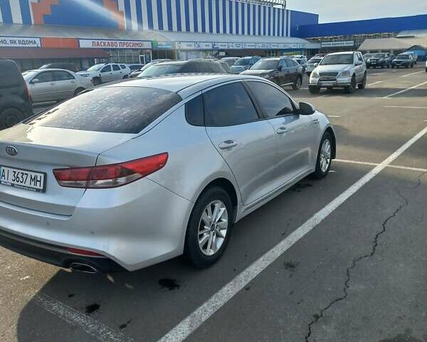 Сірий Кіа K5, об'ємом двигуна 2 л та пробігом 240 тис. км за 12000 $, фото 2 на Automoto.ua