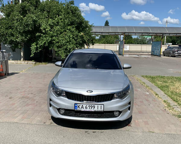 Серый Киа K5, объемом двигателя 2 л и пробегом 157 тыс. км за 11900 $, фото 14 на Automoto.ua