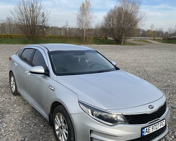 Сірий Кіа K5, об'ємом двигуна 2 л та пробігом 142 тис. км за 10000 $, фото 8 на Automoto.ua