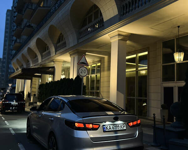 Сірий Кіа K5, об'ємом двигуна 2 л та пробігом 360 тис. км за 14200 $, фото 19 на Automoto.ua