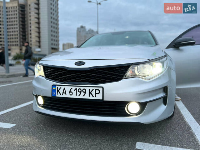 Сірий Кіа K5, об'ємом двигуна 2 л та пробігом 360 тис. км за 14200 $, фото 15 на Automoto.ua