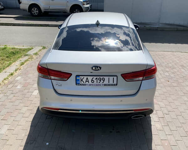 Серый Киа K5, объемом двигателя 2 л и пробегом 157 тыс. км за 11900 $, фото 20 на Automoto.ua