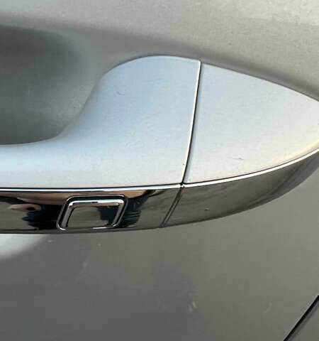 Сірий Кіа K5, об'ємом двигуна 2 л та пробігом 267 тис. км за 13700 $, фото 12 на Automoto.ua