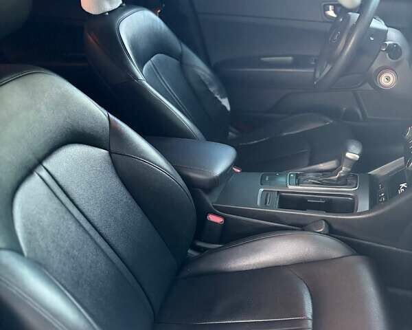 Сірий Кіа K5, об'ємом двигуна 2 л та пробігом 265 тис. км за 11000 $, фото 9 на Automoto.ua