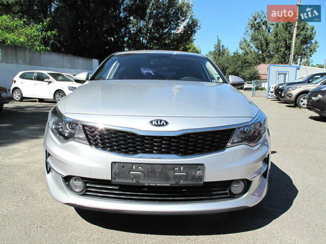 Сірий Кіа K5, об'ємом двигуна 2 л та пробігом 249 тис. км за 11150 $, фото 1 на Automoto.ua