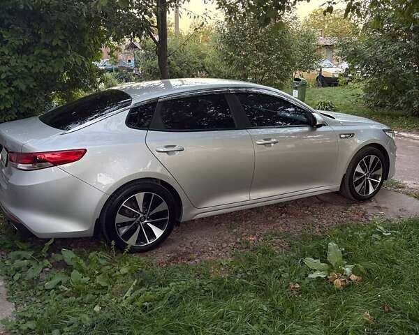 Сірий Кіа K5, об'ємом двигуна 2 л та пробігом 265 тис. км за 11000 $, фото 8 на Automoto.ua