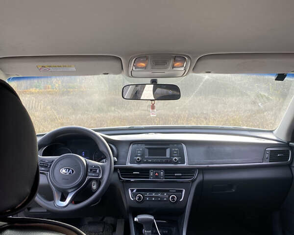 Сірий Кіа K5, об'ємом двигуна 2 л та пробігом 142 тис. км за 10000 $, фото 14 на Automoto.ua