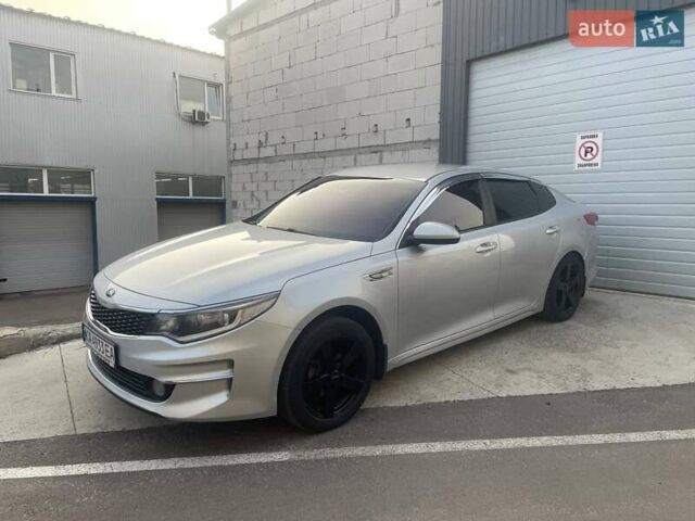 Серый Киа K5, объемом двигателя 2 л и пробегом 281 тыс. км за 11250 $, фото 21 на Automoto.ua
