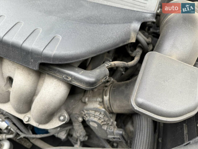 Серый Киа K5, объемом двигателя 2 л и пробегом 153 тыс. км за 13500 $, фото 26 на Automoto.ua