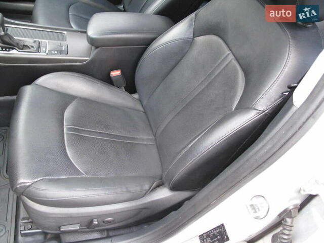 Сірий Кіа K5, об'ємом двигуна 2 л та пробігом 291 тис. км за 12800 $, фото 12 на Automoto.ua