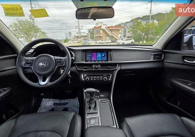 Серый Киа K5, объемом двигателя 2 л и пробегом 190 тыс. км за 12490 $, фото 8 на Automoto.ua