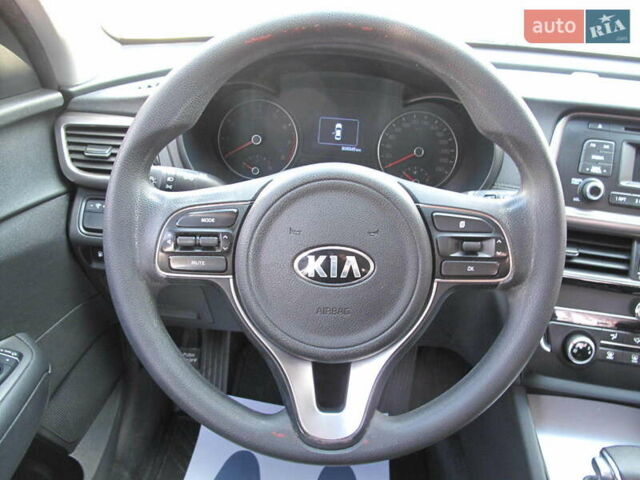 Серый Киа K5, объемом двигателя 2 л и пробегом 309 тыс. км за 11700 $, фото 16 на Automoto.ua