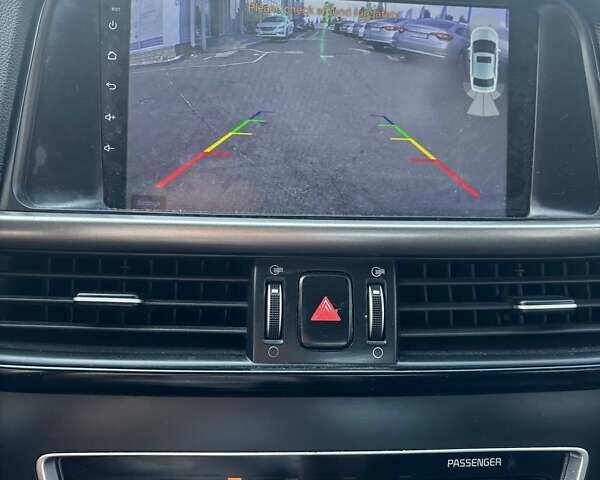 Сірий Кіа K5, об'ємом двигуна 2 л та пробігом 391 тис. км за 10490 $, фото 7 на Automoto.ua