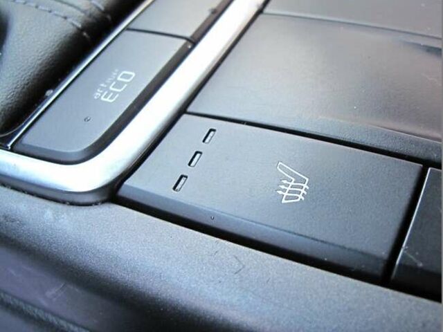 Серый Киа K5, объемом двигателя 2 л и пробегом 309 тыс. км за 11700 $, фото 69 на Automoto.ua