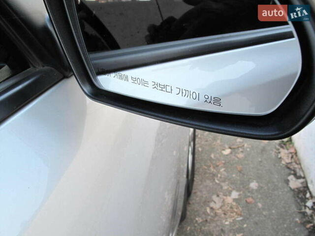 Серый Киа K5, объемом двигателя 2 л и пробегом 309 тыс. км за 11700 $, фото 29 на Automoto.ua