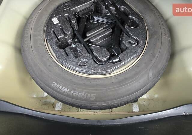 Серый Киа K5, объемом двигателя 2 л и пробегом 190 тыс. км за 12490 $, фото 15 на Automoto.ua