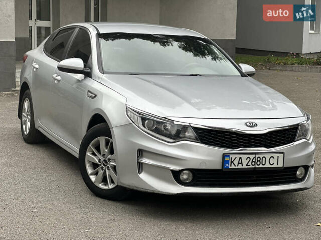 Сірий Кіа K5, об'ємом двигуна 2 л та пробігом 305 тис. км за 10850 $, фото 1 на Automoto.ua