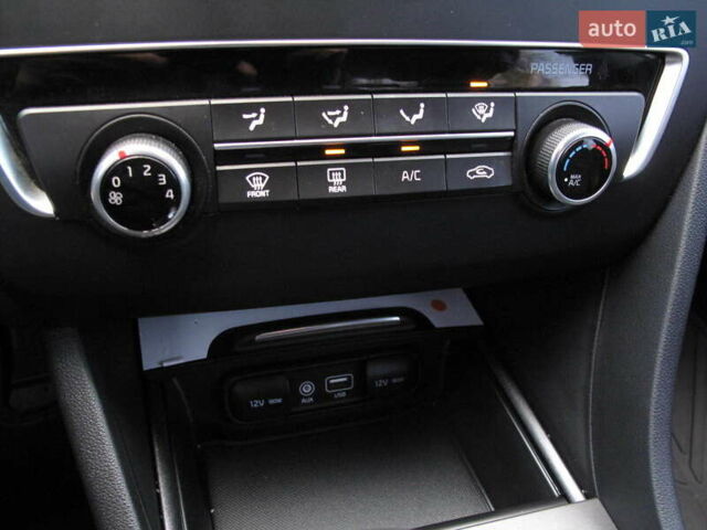 Сірий Кіа K5, об'ємом двигуна 2 л та пробігом 291 тис. км за 12800 $, фото 50 на Automoto.ua