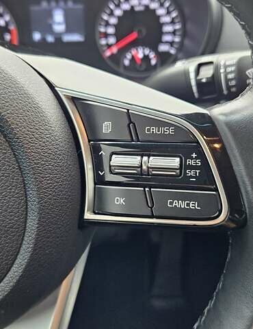 Серый Киа K5, объемом двигателя 2 л и пробегом 206 тыс. км за 14900 $, фото 22 на Automoto.ua