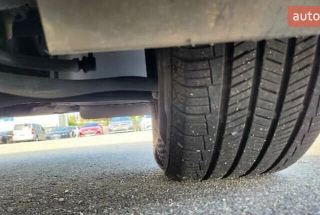 Сірий Кіа K5, об'ємом двигуна 2 л та пробігом 280 тис. км за 8800 $, фото 17 на Automoto.ua