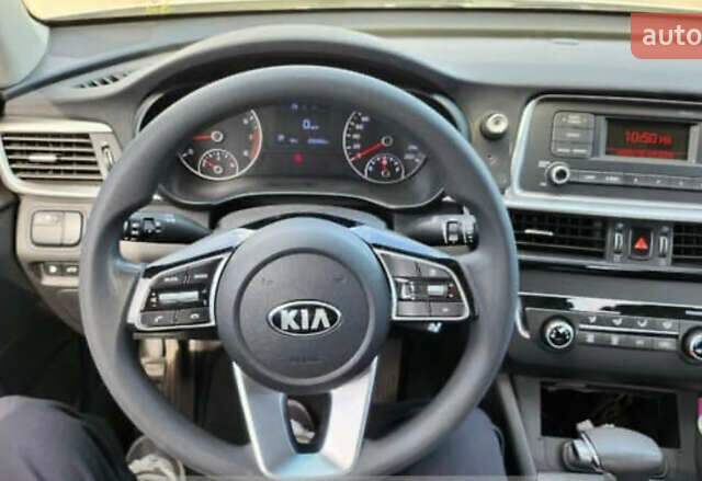 Сірий Кіа K5, об'ємом двигуна 2 л та пробігом 280 тис. км за 8800 $, фото 14 на Automoto.ua