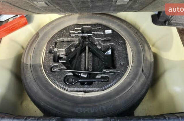 Сірий Кіа K5, об'ємом двигуна 2 л та пробігом 280 тис. км за 8800 $, фото 9 на Automoto.ua