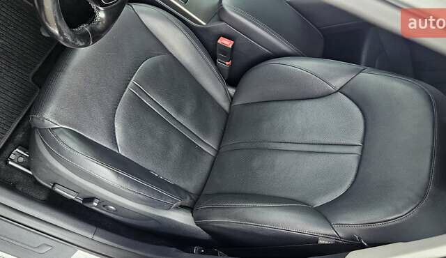 Серый Киа K5, объемом двигателя 2 л и пробегом 206 тыс. км за 14900 $, фото 13 на Automoto.ua