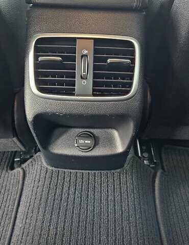 Серый Киа K5, объемом двигателя 2 л и пробегом 206 тыс. км за 14900 $, фото 18 на Automoto.ua