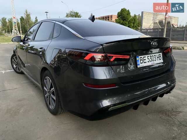Серый Киа K5, объемом двигателя 2 л и пробегом 157 тыс. км за 18200 $, фото 5 на Automoto.ua