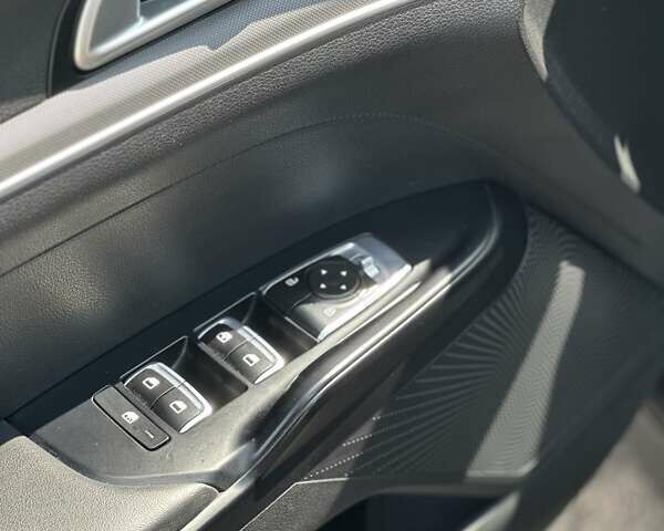 Серый Киа K5, объемом двигателя 1.6 л и пробегом 76 тыс. км за 21500 $, фото 56 на Automoto.ua