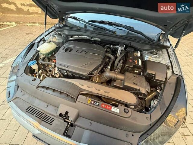 Сірий Кіа K5, об'ємом двигуна 2 л та пробігом 133 тис. км за 24700 $, фото 37 на Automoto.ua