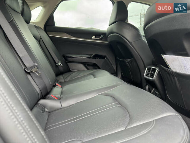 Сірий Кіа K5, об'ємом двигуна 2 л та пробігом 115 тис. км за 29000 $, фото 28 на Automoto.ua